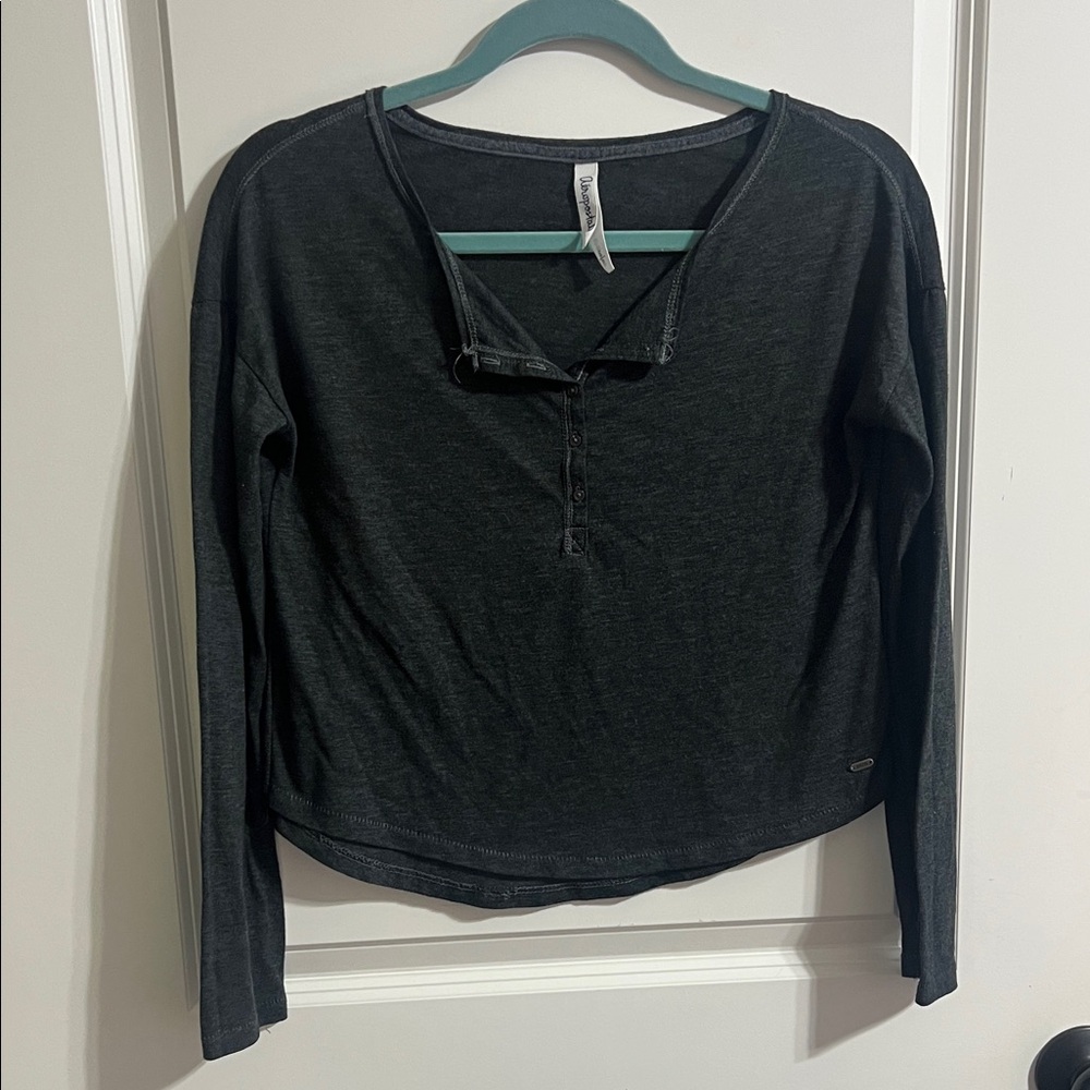 Aeropostale Charcoal Long Sleeve Women's Top size small button up